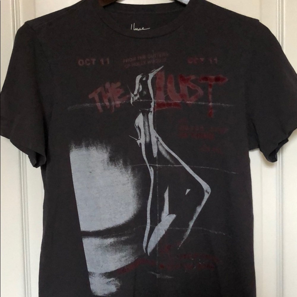 HOWE graphic T-shirt cotton and velvet size small